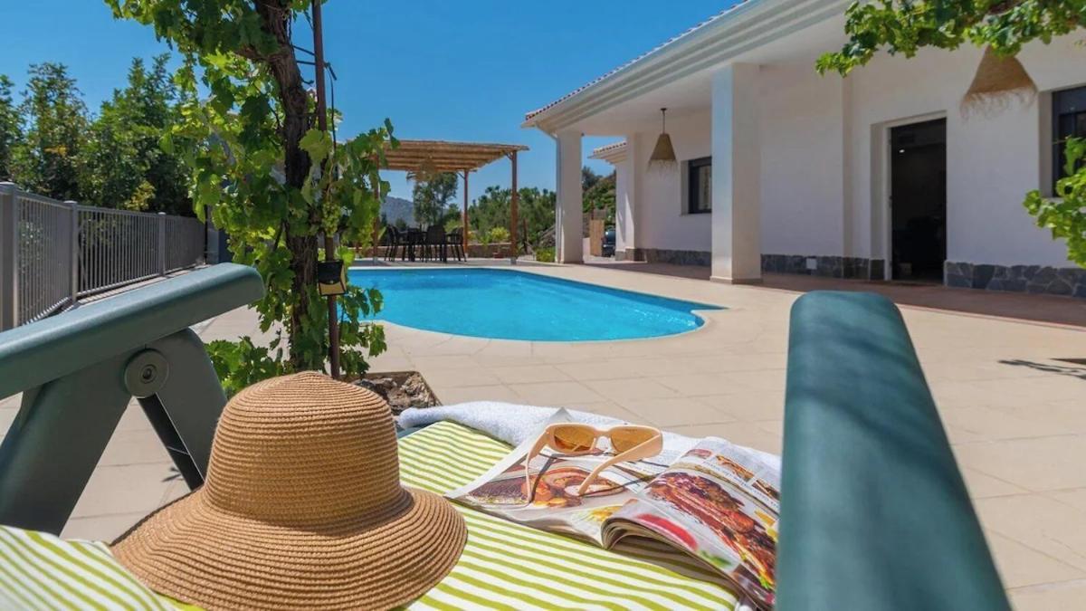 Villa Las Vinas Málaga Extérieur photo